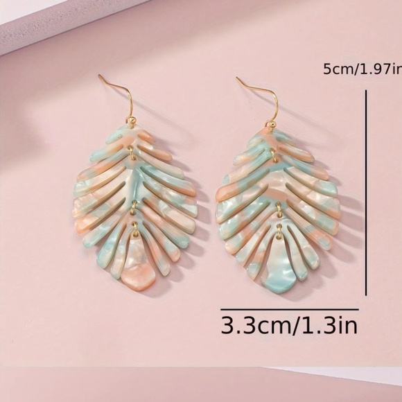 🍬Pastel Cotton Candy Fern/Leaf Acrylic lightweight Dangle Hook Drop Earrings - Picture 12 of 15